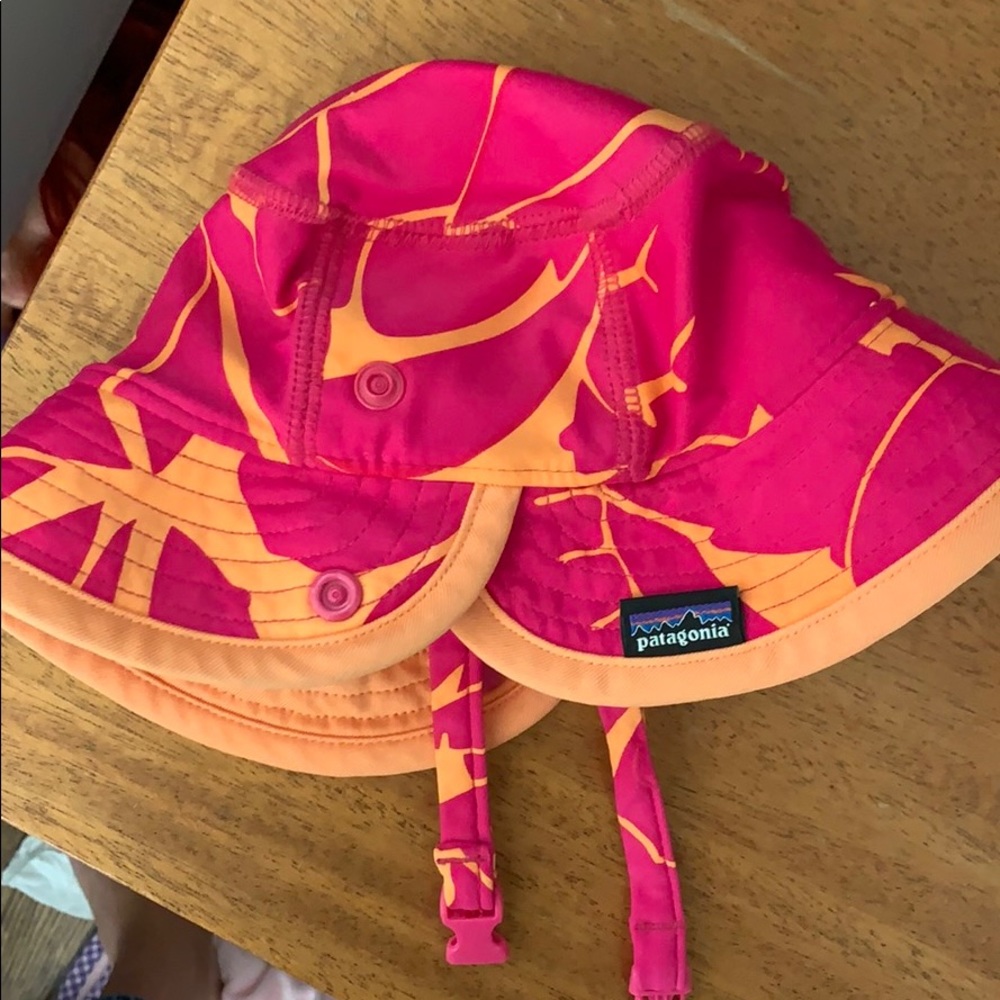 Patagonia baby sun hat